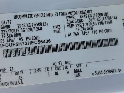 Used 2017 Ford F550 4x4 Regular Cab Super Duty image 32