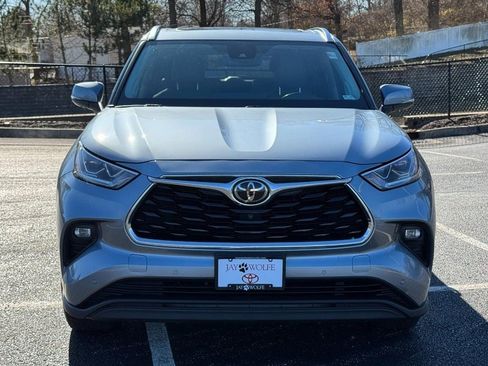 Certified 2021 Toyota Highlander Limited image 11