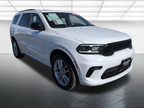 Used 2023 Dodge Durango GT image 1