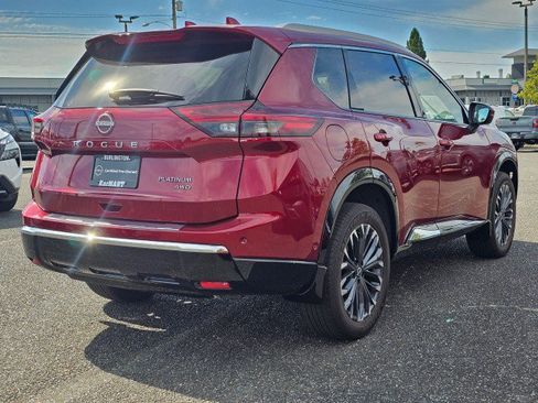 Certified 2025 Nissan Rogue Platinum w/ Tech Package AWD/4WD image 3