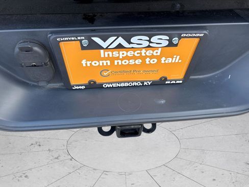 Used 2020 Jeep Gladiator Sport w/ Quick Order Package 24S image 6