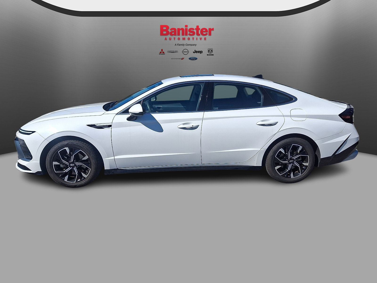 Used 2025 Hyundai Sonata SEL FWD image 7