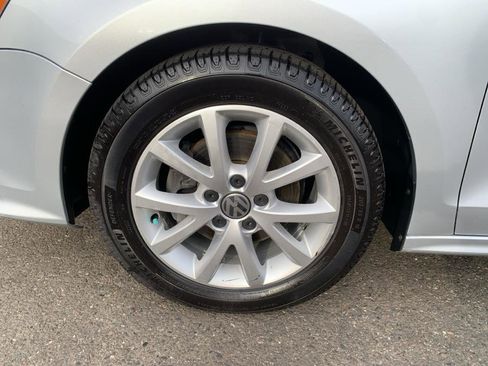 Used 2015 Volkswagen Jetta SE image 21