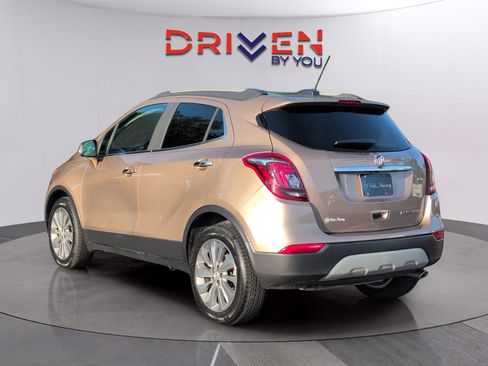 Used 2019 Buick Encore Preferred image 3