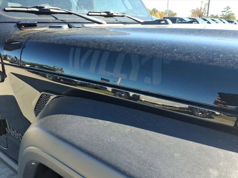 Used 2022 Jeep Wrangler Unlimited Sport image 10