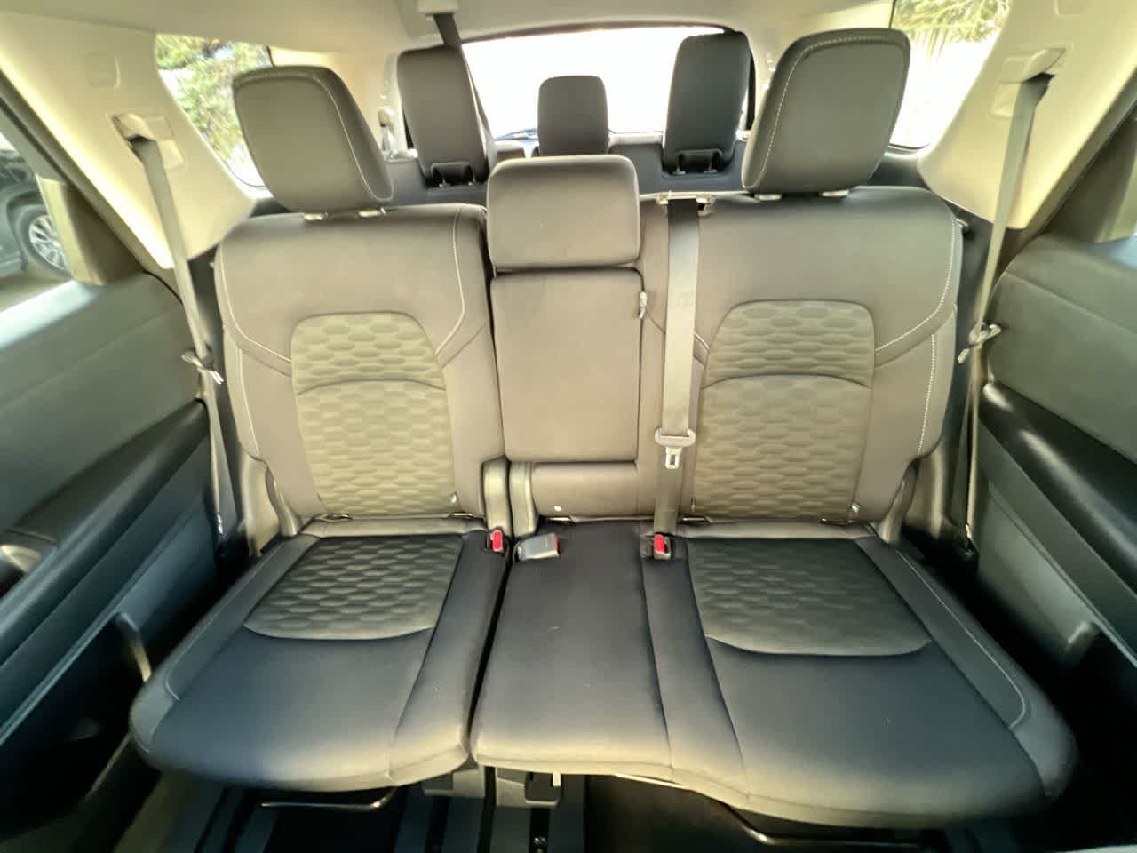 Used 2024 Nissan Pathfinder SV AWD/4WD image 22