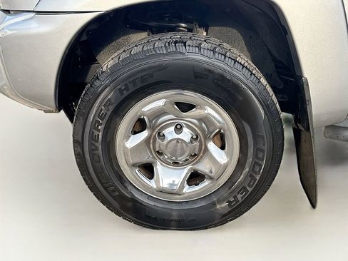 Used 2014 Toyota Tacoma 4x4 Double Cab image 38