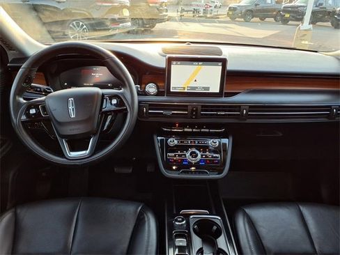 Certified 2022 Lincoln Corsair Reserve w/ Elements Package image 4