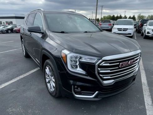 Used 2022 GMC Terrain SLT AWD/4WD image 4