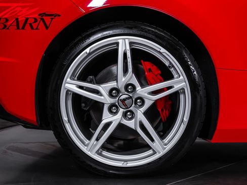 Used 2020 Chevrolet Corvette Stingray Preferred Cpe w/ 2LT Preferred Equipment Group RWD image 21
