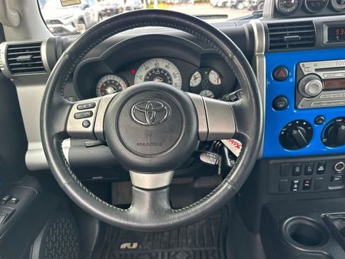 Used 2007 Toyota FJ Cruiser 4WD image 18