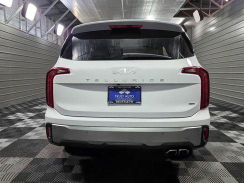 Used 2023 Kia Telluride S w/ S Sunroof Package image 6