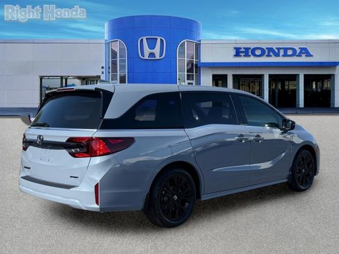 Used 2026 Honda Odyssey Sport-L image 8