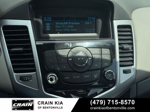 Used 2013 Chevrolet Cruze LS FWD image 14