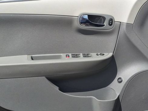 Used 2012 Chevrolet Malibu LS w/ LS Uplevel Package FWD image 16