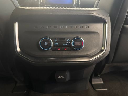 Used 2027 Ford Expedition Tremor w/ Driver's Package AWD/4WD image 35