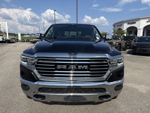 Used 2019 RAM 1500 Limited AWD/4WD image 2
