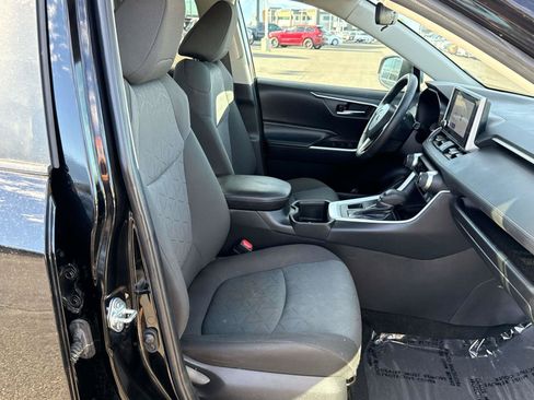 Used 2024 Toyota RAV4 XLE w/ Weather Package AWD/4WD image 16