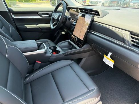 New 2026 GMC Terrain Denali AWD/4WD image 21