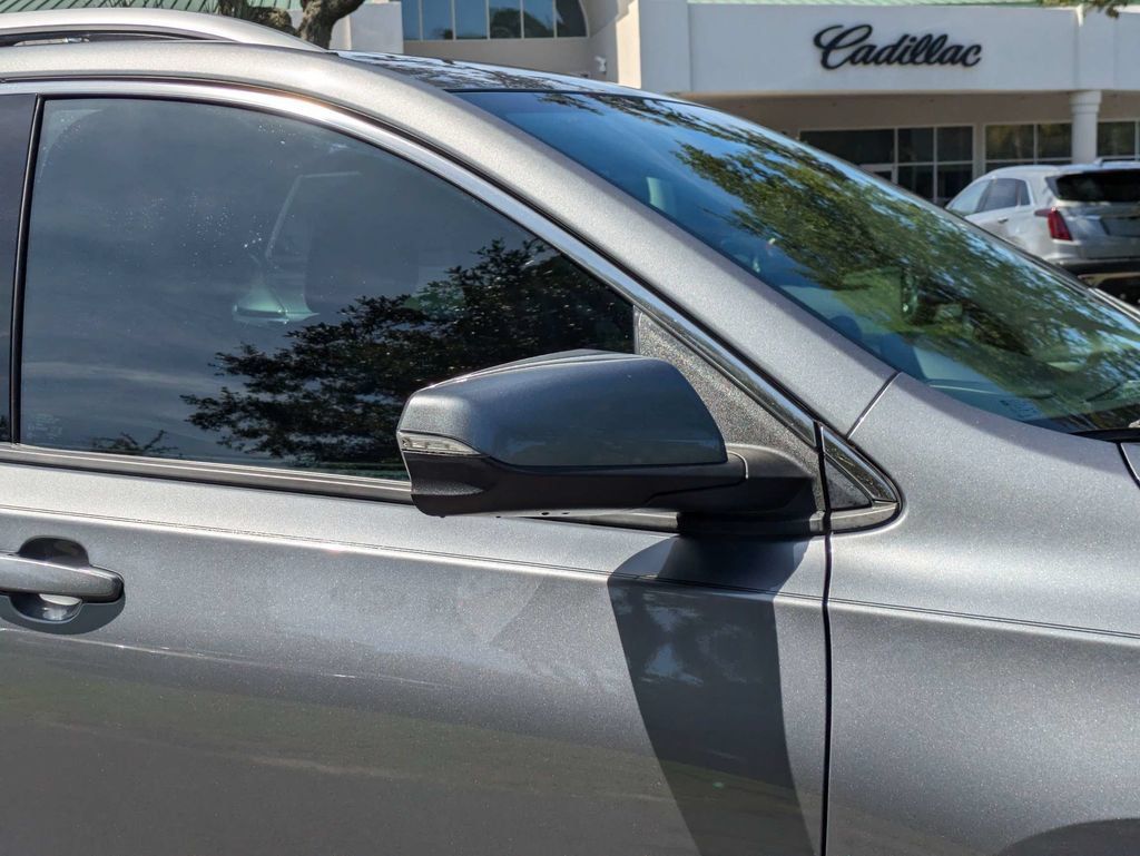 Certified 2024 Cadillac XT4 Luxury w/ Cold Weather Package FWD image 11