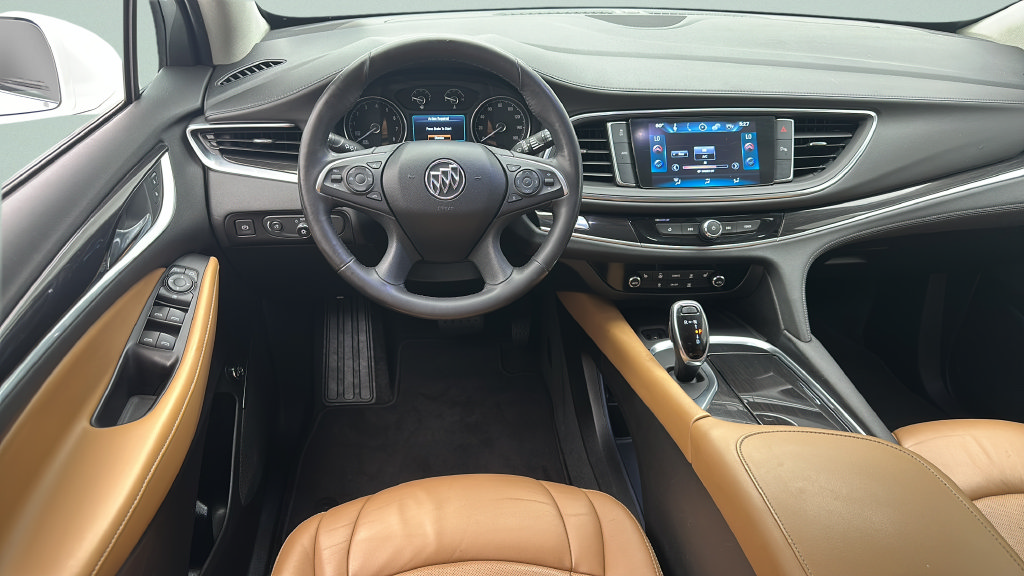 Used 2019 Buick Enclave Essence AWD/4WD image 11