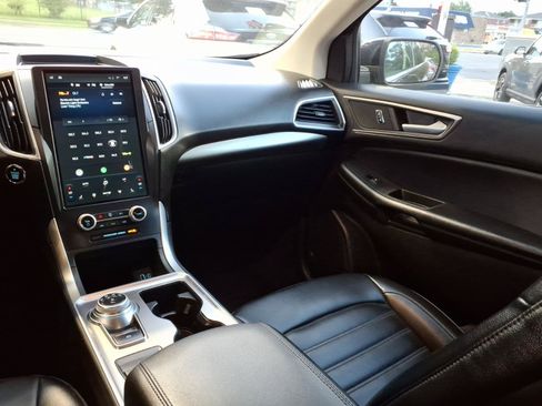 Used 2023 Ford Edge SEL AWD/4WD image 12
