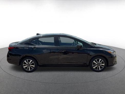 Used 2025 Nissan Versa SV FWD image 13