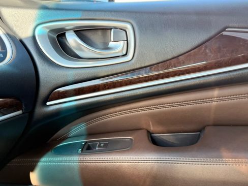 Used 2015 INFINITI QX60 FWD w/ Deluxe Touring Package image 24