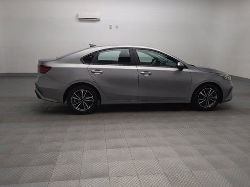 Used 2022 Kia Forte LXS FWD image 10