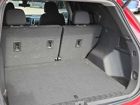 Used 2024 Chevrolet Equinox LT FWD image 24