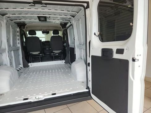 New 2025 RAM ProMaster 1500 w/ Convenience Group FWD image 12