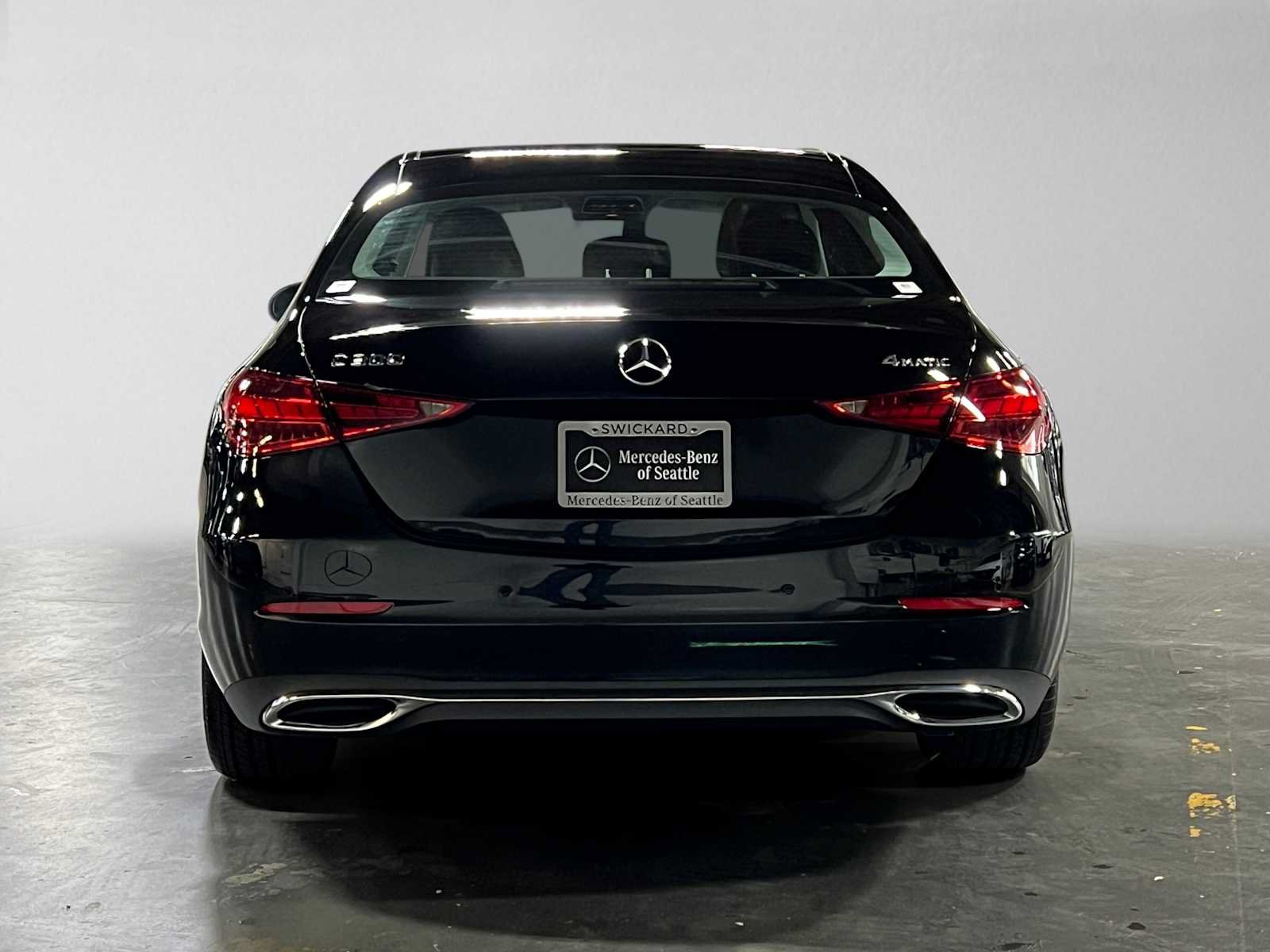 Used 2026 Mercedes-Benz C 300 4MATIC Sedan image 4