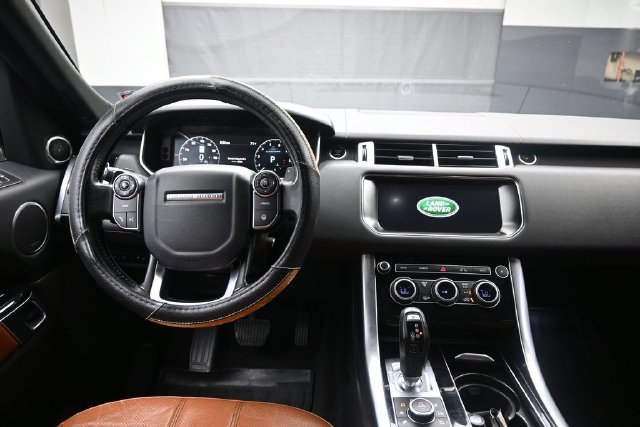 Used 2017 Land Rover Range Rover Sport AWD/4WD image 9