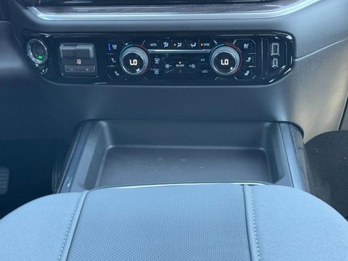 New 2026 Chevrolet Silverado 2500 LTZ w/ LTZ Premium Package AWD/4WD image 10