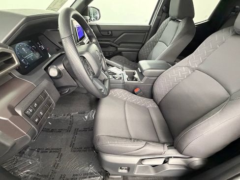 Used 2026 Toyota Tacoma SR5 AWD/4WD image 22