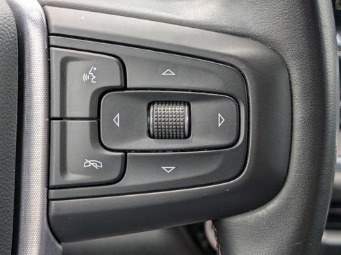 Used 2025 GMC Sierra 1500 SLT AWD/4WD image 23