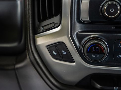Used 2018 GMC Sierra 1500 SLE w/ Max Trailering Package AWD/4WD image 29