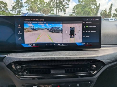 Used 2025 BMW 430i Convertible w/ Premium Package RWD image 25