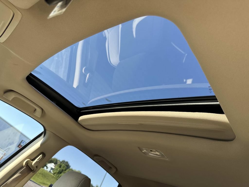 Used 2016 Honda CR-V EX image 30