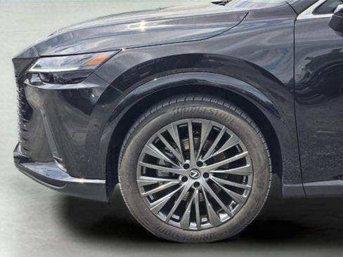 Used 2023 Lexus RX 350 FWD w/ Cold Area Package image 9