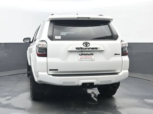 Used 2023 Toyota 4Runner SR5 Premium w/ Moonroof Package AWD/4WD image 36