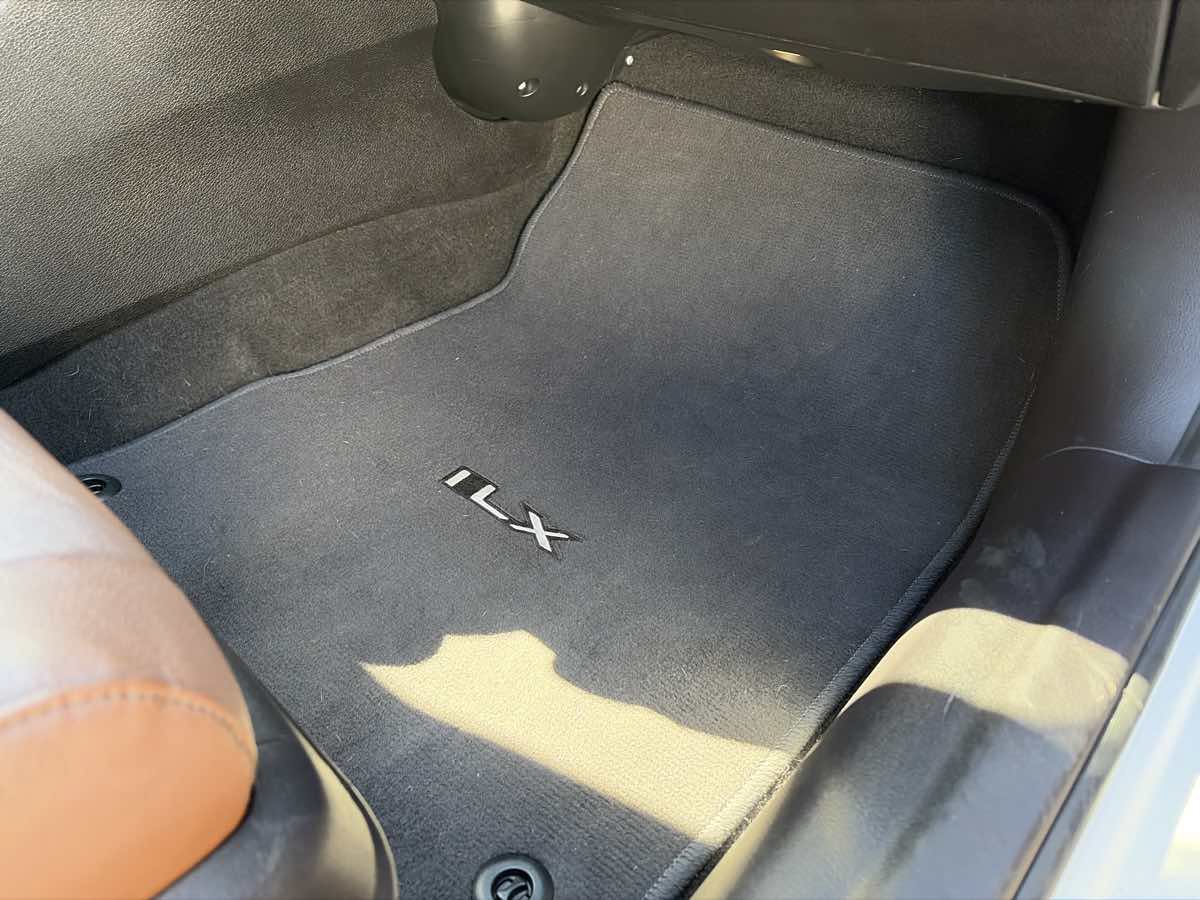 Used 2019 Acura ILX w/ Technology Package FWD image 28