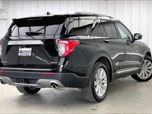 Used 2023 Ford Explorer Limited w/ Limited Technology Package AWD/4WD image 12