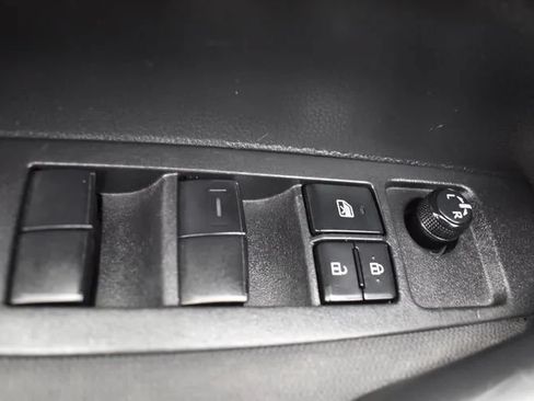 Used 2023 Toyota Corolla LE FWD image 20