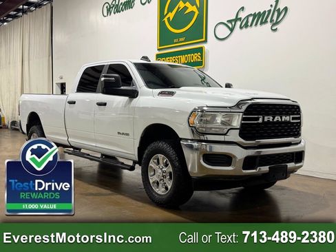 Used 2023 RAM 2500 Lone Star AWD/4WD image 1