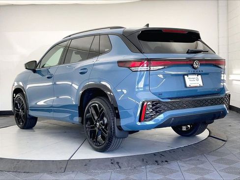 New 2026 Volkswagen Tiguan SE R-Line AWD/4WD image 2