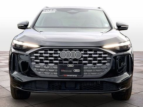 Used 2025 Audi Q5 Premium Plus w/ Premium Plus AWD/4WD image 3