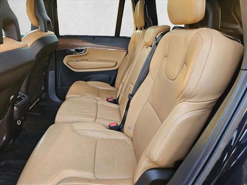 Used 2017 Volvo XC90 T6 Inscription w/ Vision Package image 20