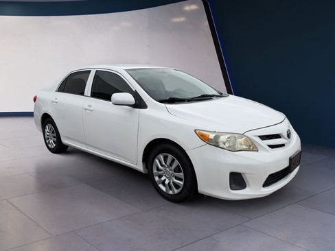 Used 2012 Toyota Corolla S image 7