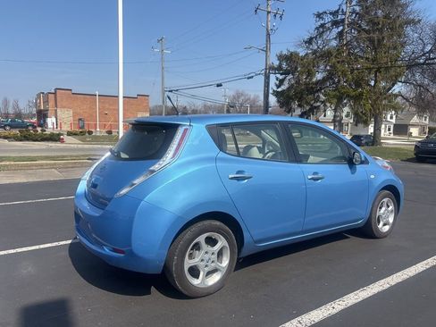 Used 2012 Nissan Leaf SL w/ Eco Design Pkg image 5